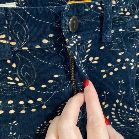 Anthro Pilcro Paisley Print Navy Blue Corduroy Skinny Jeans Serif Fit Size 27 - Picture 3 of 11